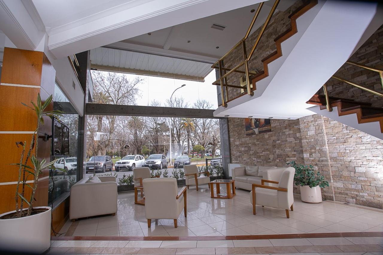 Hotel Dior Tandil Dış mekan fotoğraf